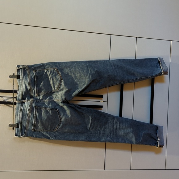 Banana Republic Cropped Jeans - Picture 2 of 6